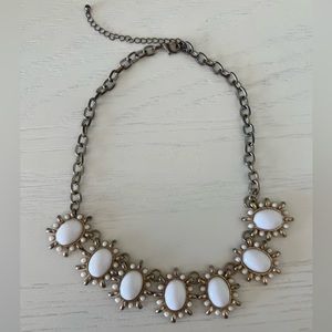 Forever 21 - Chunky white statement necklace